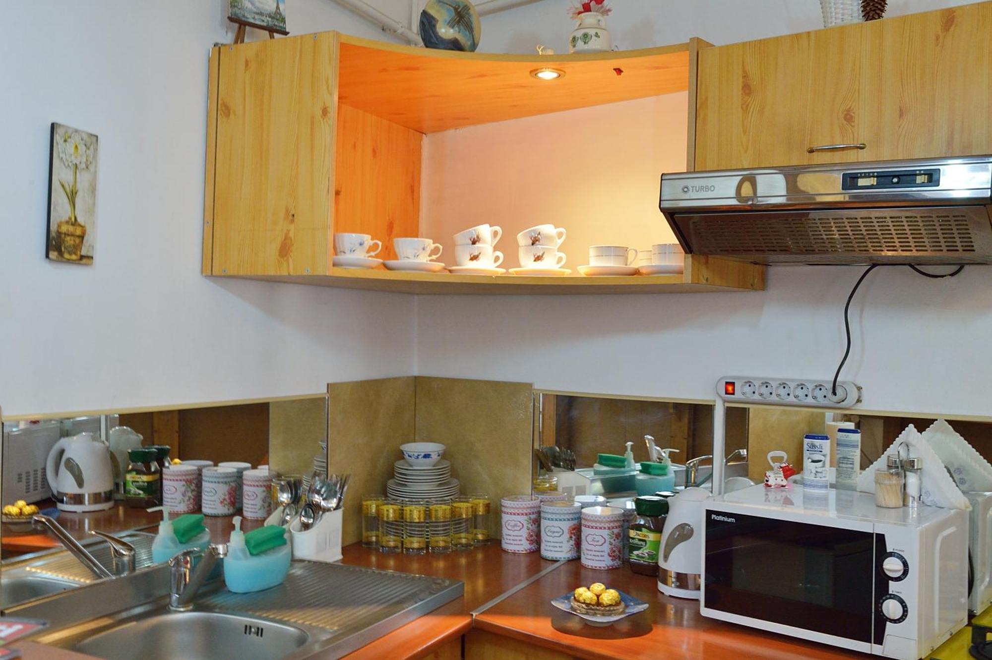 阿特拉斯住宿酒店 布加勒斯特 外观 照片
